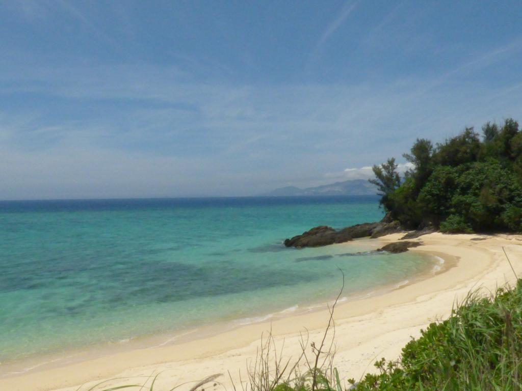 Tropical Surf House Okinawa Hotel Onna Kültér fotó