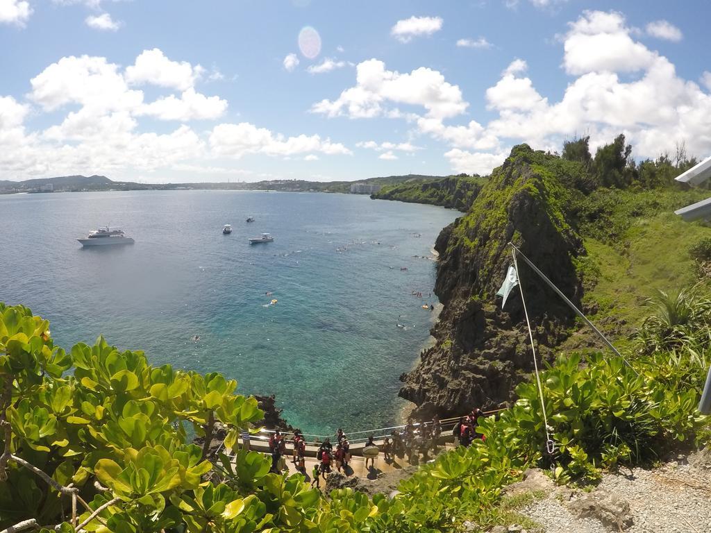 Tropical Surf House Okinawa Hotel Onna Kültér fotó