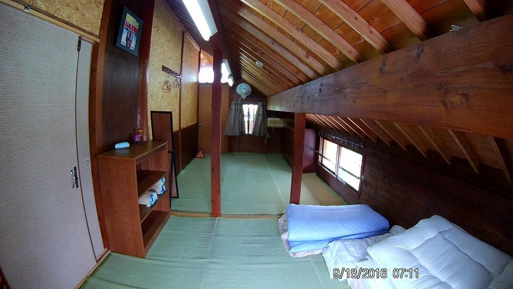 Tropical Surf House Okinawa Hotel Onna Kültér fotó