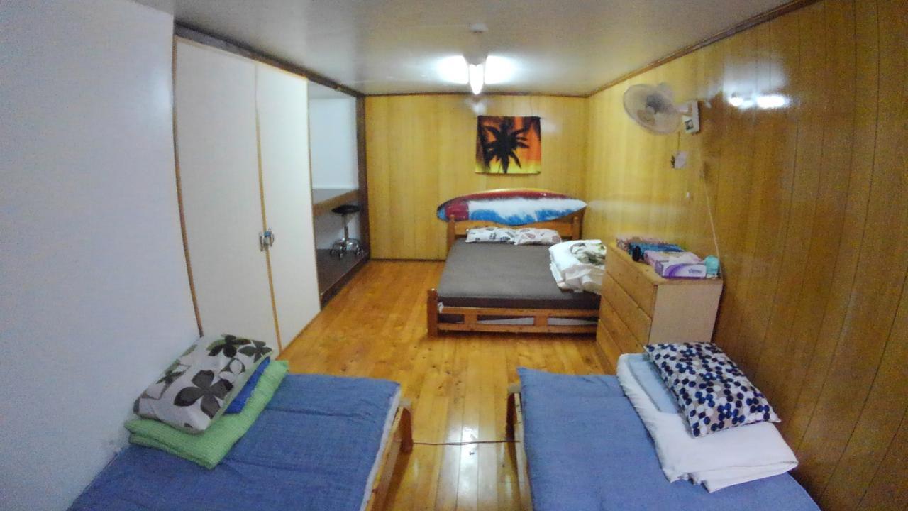 Tropical Surf House Okinawa Hotel Onna Kültér fotó